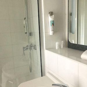 Habitación Estándar con 2 Camas Individuales